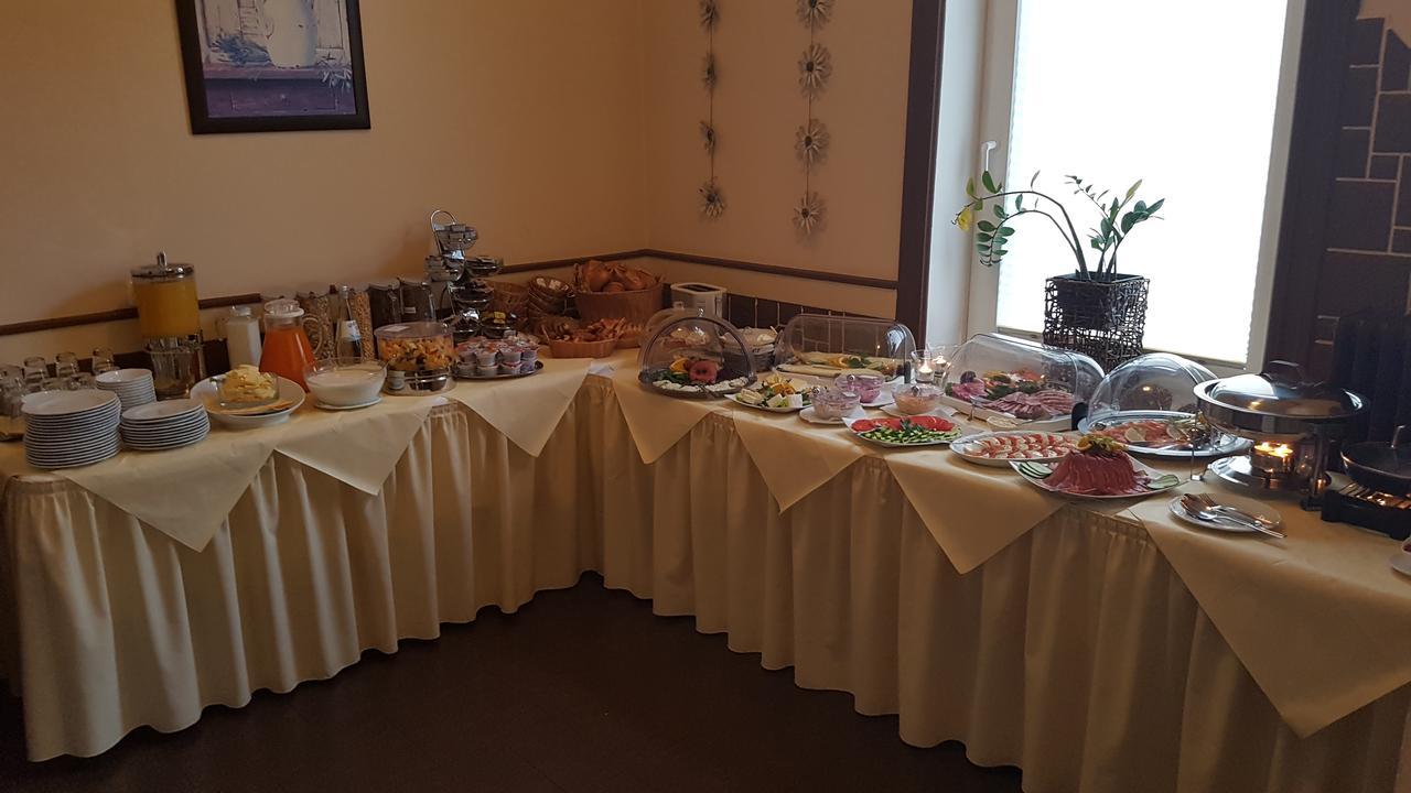 Hotel-Restaurant Holsteiner Hof Geesthacht Eksteriør bilde